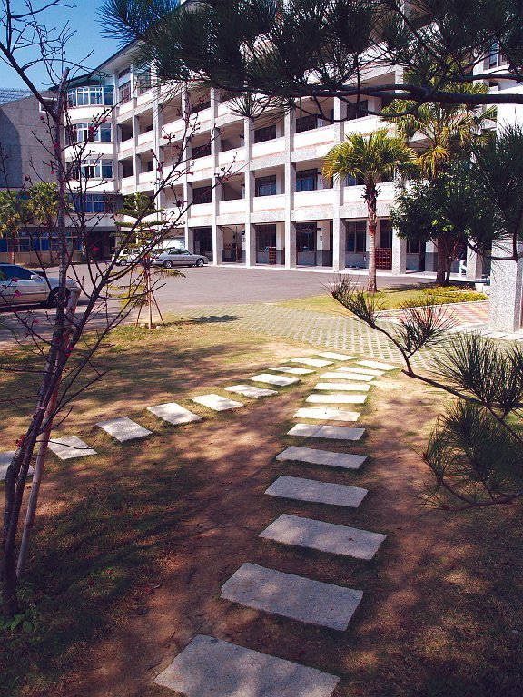 оǤj